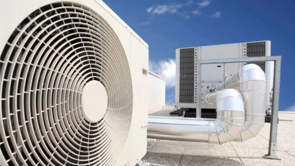 Affordable HVAC contractor servicing commercial rooftop heating and cooling units near Agoura Hills, CA.