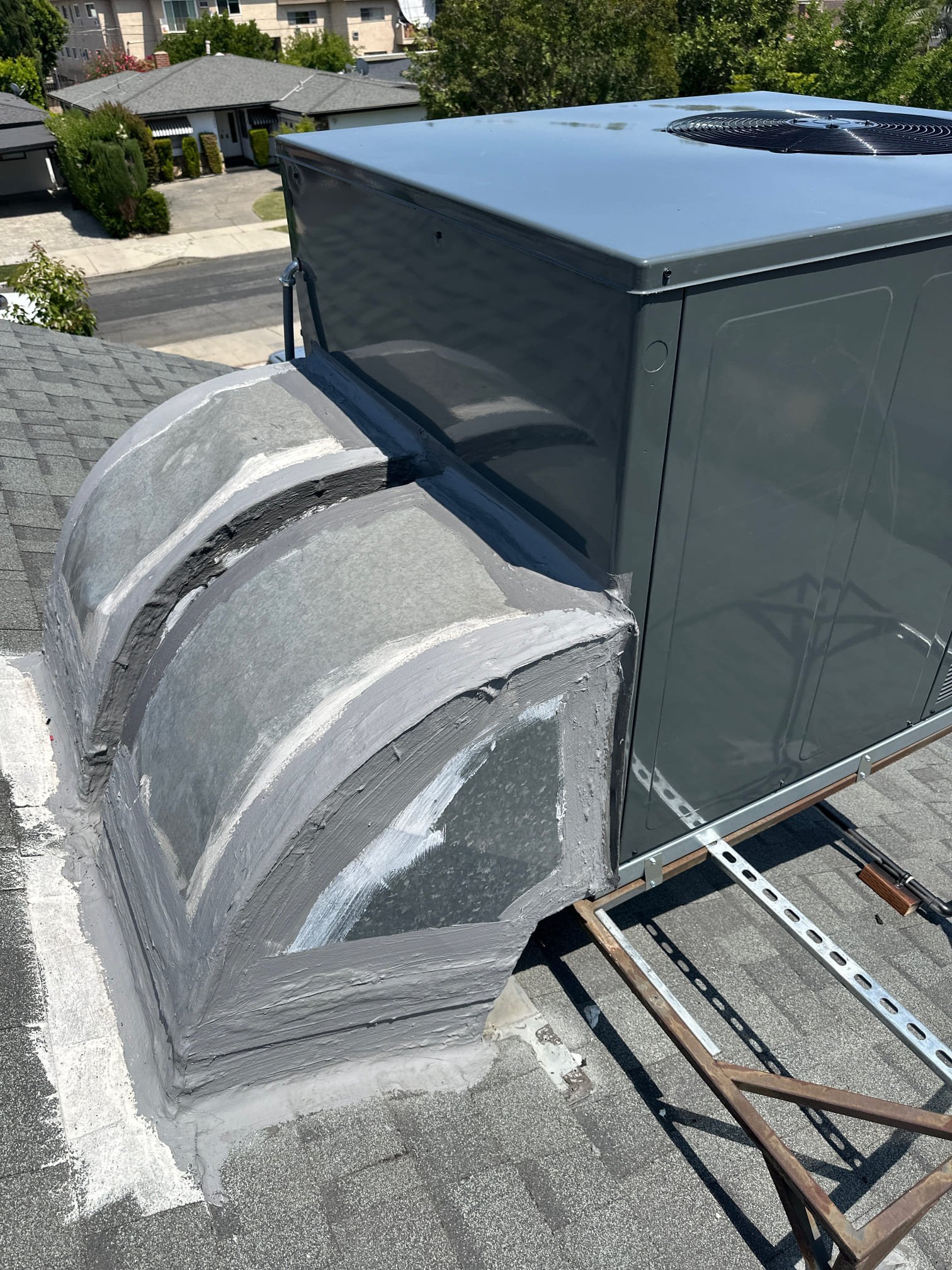 New Rooftop Package Unit Installation in Woodland Hills, CA