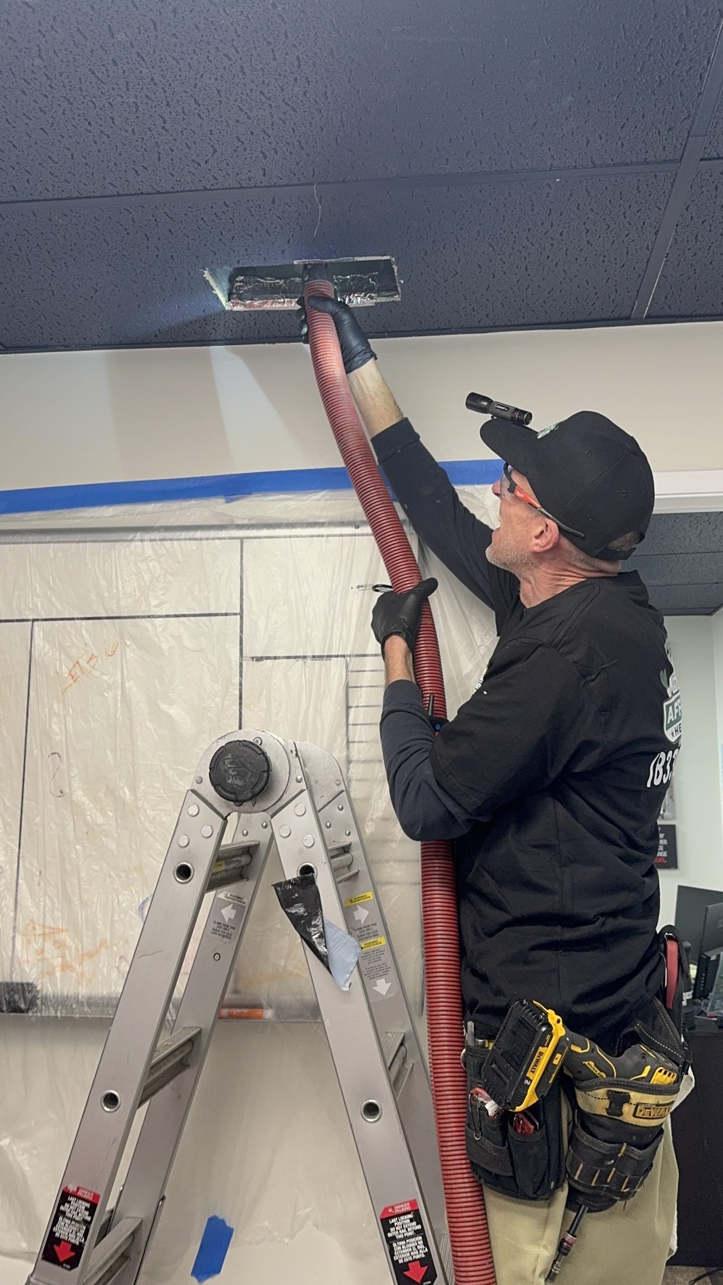 Professional air duct cleaning and vent vacuuming in Van Nuys, CA