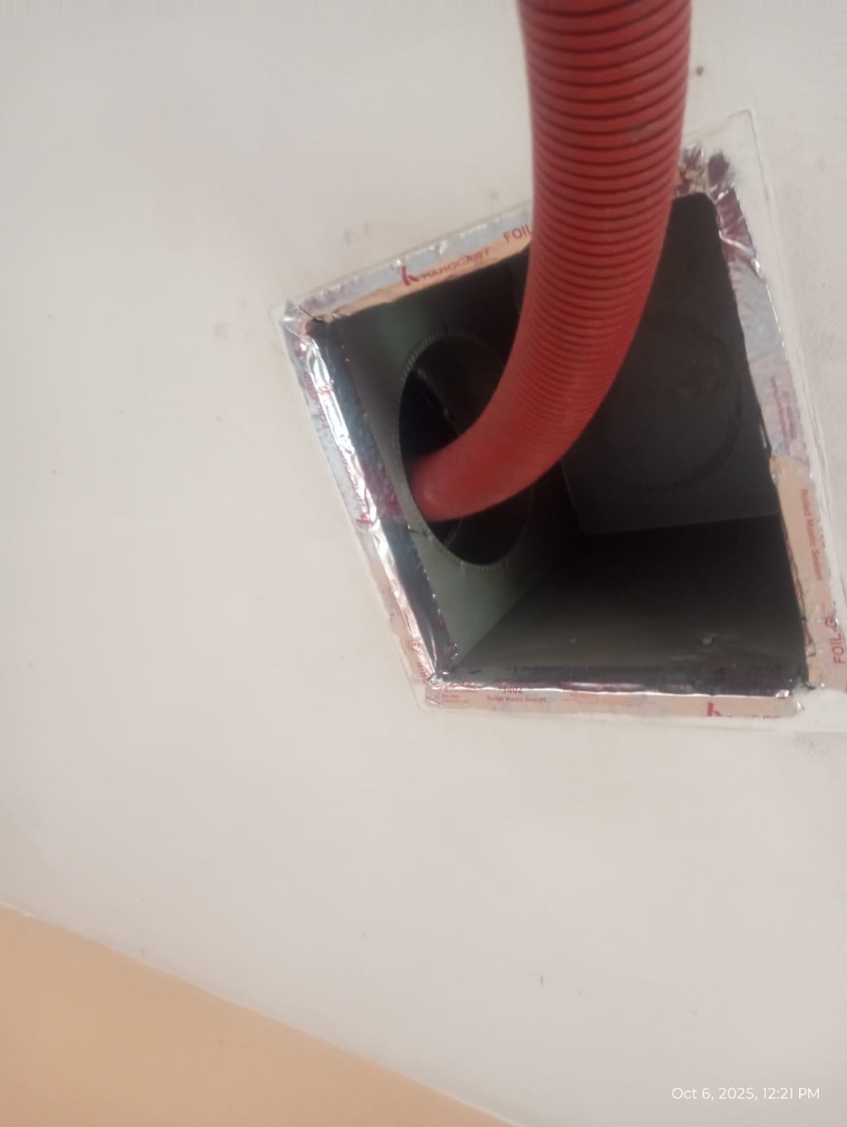 Air duct cleaning and return vent inspection in Van Nuys, LA